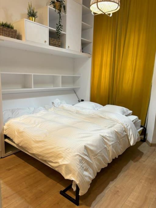 Tiny Studio Quinet Bucarest Exterior foto